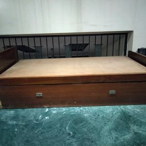 Double Bed/Box Bed (SELF PICKUP ONLY)