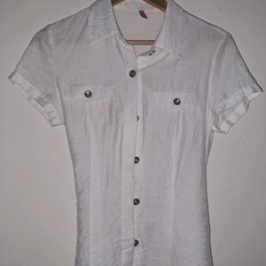 Fitted White Collared Shirt