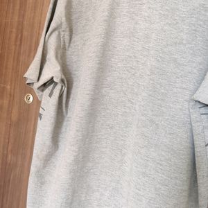 Men Grey 🩶 Tshirt