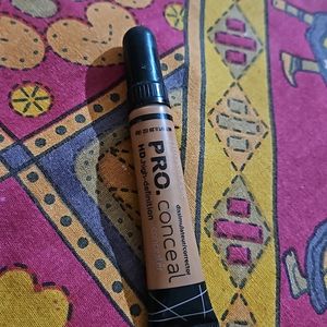 Huda Beauty Conealer