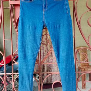 New Ivoc High-waisted Jeans 28