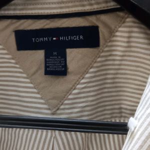 TOMMY HILFIGER  M SIZE GRAY STRIPES FULL SLEEVE SH