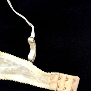 Cream Multipurpose Bra