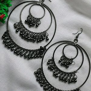 Combo of 4 Earrings..