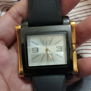 Fitron wrist watch