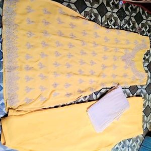 Kurta Set With Dupatta