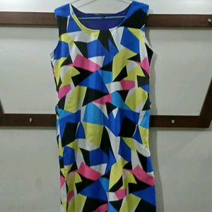 38-40 Sleeveless Colourful Dress