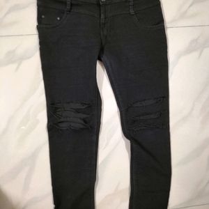 BLACK FUNCKY JEANS