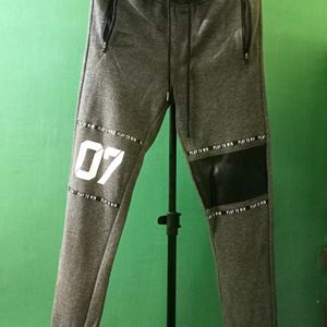 BRANDED STRETCHABLE COTTON JOGGER