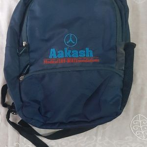 Combo Aakash Institute Bag & Neet Test Papers