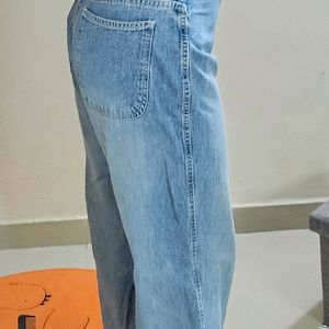 Baggy Straight Fit Denims