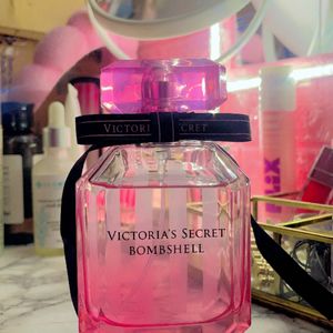 Victoria’s Secret Bombshell Perfume🎀