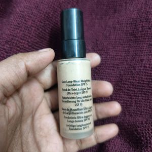 Bobbi Brown Foundation