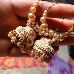 Beautiful Jhumka With Pearl