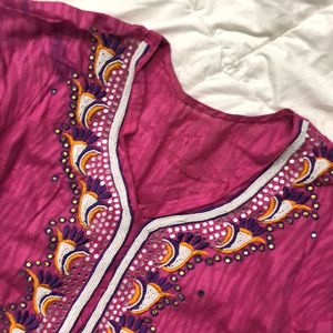 Embroiderd pink kurta