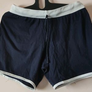 WOMEN SHORTS