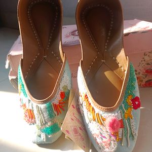 Anouk By Myntra Embellished Juttis