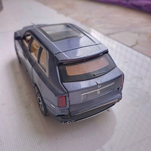 ROLLS ROYCE MINIATURE MODEL