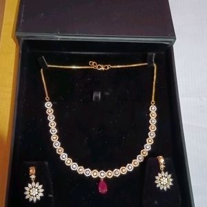 Ad Necklace With Earings
