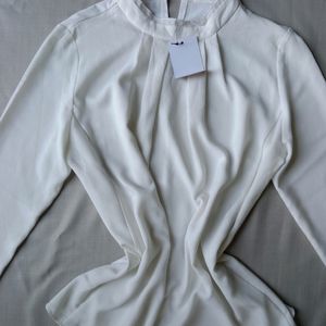 New Korean High Neck Off White Top