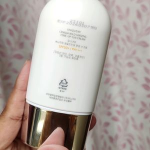 UniqueMi Tone Up Sunscreen