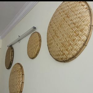 combo of canvas, baskets and hangings