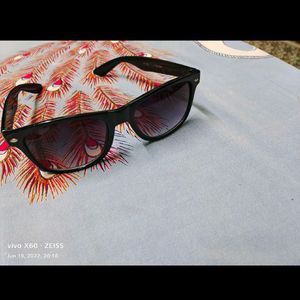 Black Wayfarer Sunglasses