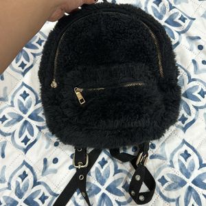 Cute Korean  Furry BackPack🎒