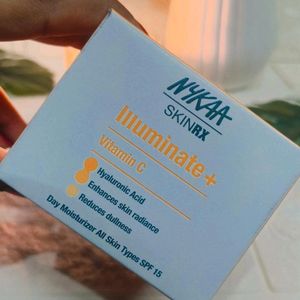 Nykaa Iiuminate Vitamin C Moisturizer