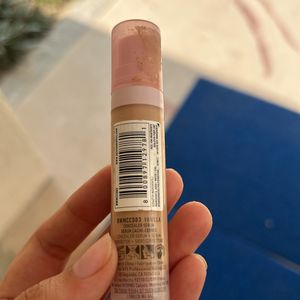 Nyx Bare With Me Concealer - Vanilla