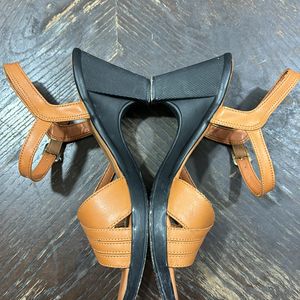 Khadims Strappy Block Heels With Buckle