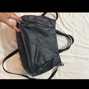 Brand New Nine West Black Hand/Sling Bag