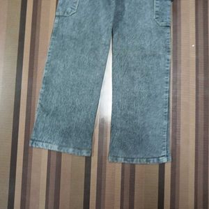 DG-131  Size 28Cago Straight