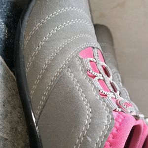 Flite Shoes - Grey And Pink Colour