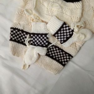 Baby Woolen Set...