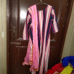 Women Kurta Dupata Set