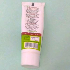 Mama Earth Onion Shampoo With Plant Keratin