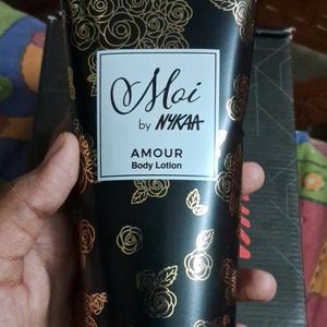 Moi By Nykaa Amour Body Lotion - 200 ml