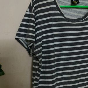 TULIPS🌷:Grey & White Strips Casual T-shirt 🖤