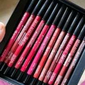 12 Swiss Beauty Lip liners Set