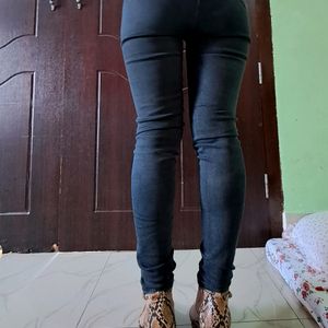 Off Duty Skinny Womens Jeans