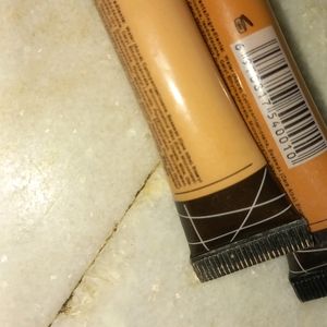 Huda Color Pro Concealer