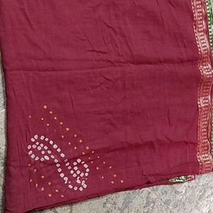 Red & Green bandhani Dupatta