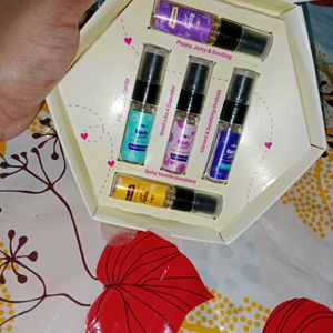 Plum Set Of 5 Gifts 🎁😘 Parfume