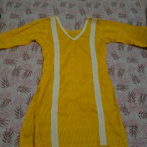 Short Kurti With New Condition  At 150