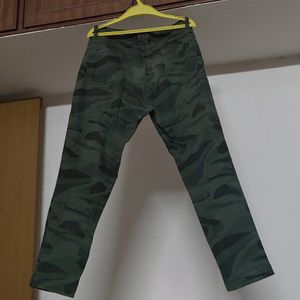 Camouflage Sporty Pants