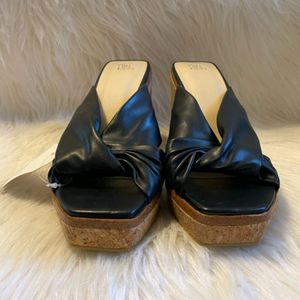 Time and Tru Authentic New heeled Wedge sandles