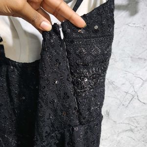 BLACK SEQUINS TOP