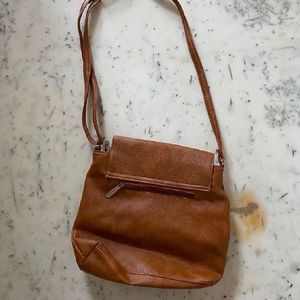 TAN SLING BAG