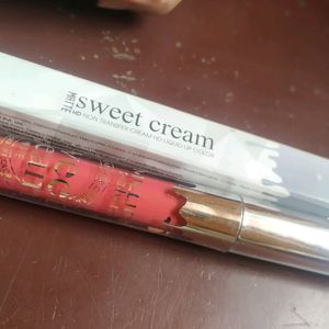 Long Lasting Lipstick